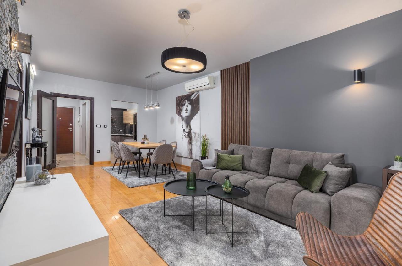 Lux Apartment Teo - New พูลา ภายนอก รูปภาพ